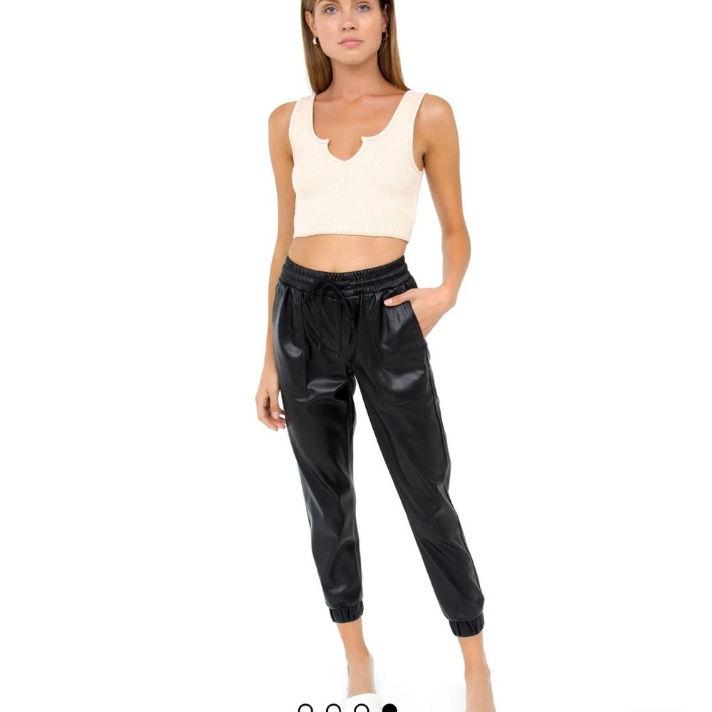 Blanknyc faux leather black joggers size 28